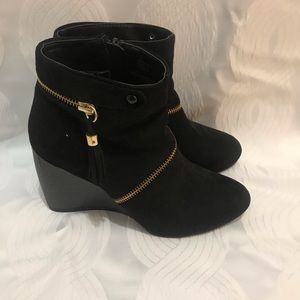Charming Charlie short boots size 7